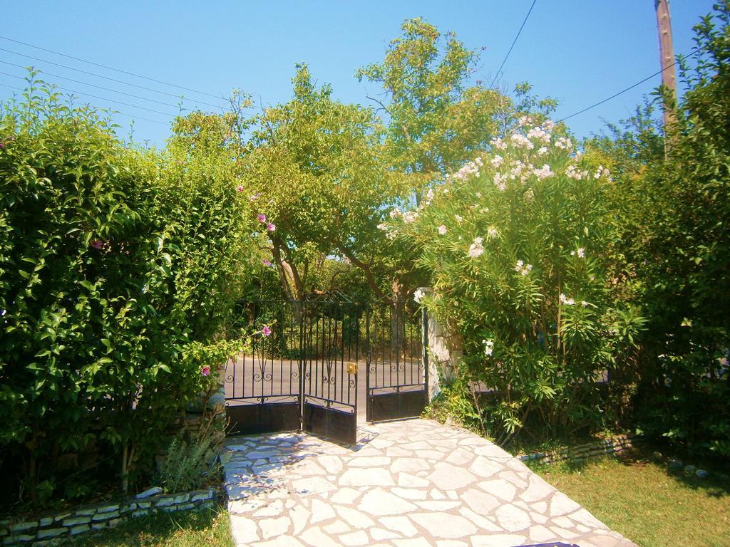 Villa Frias Asprogerakata Номер фото